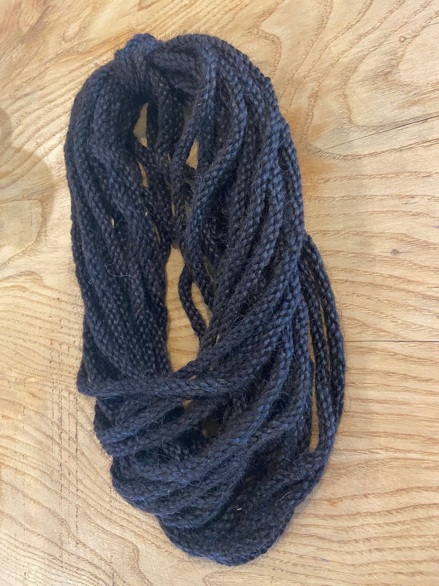 Mohair 8 ply black solid