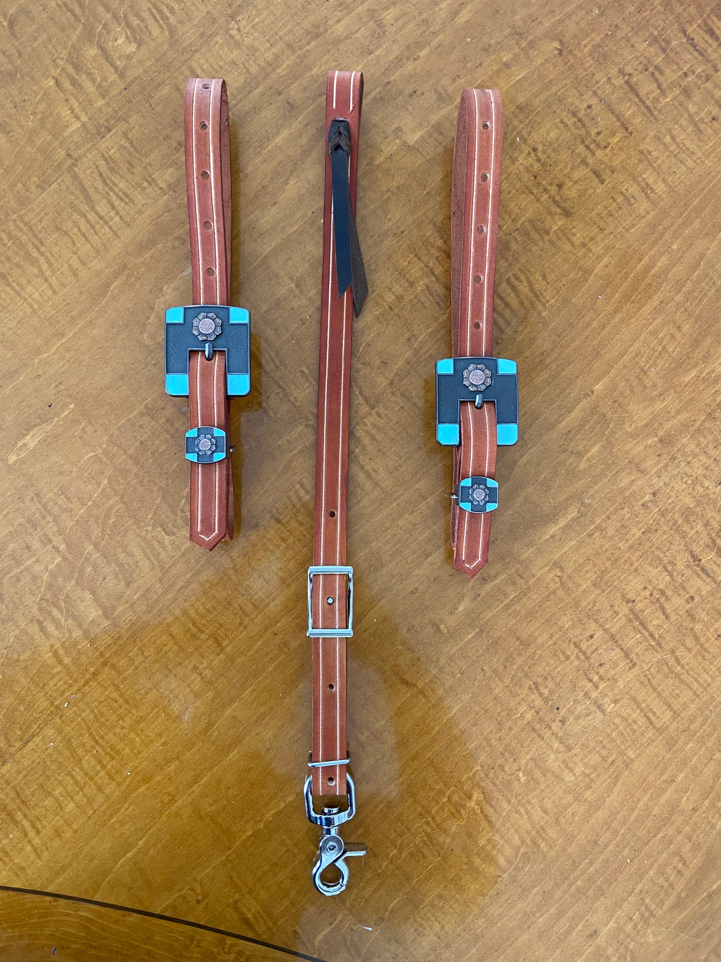 Fancy buckle Tan Leather Tug Set