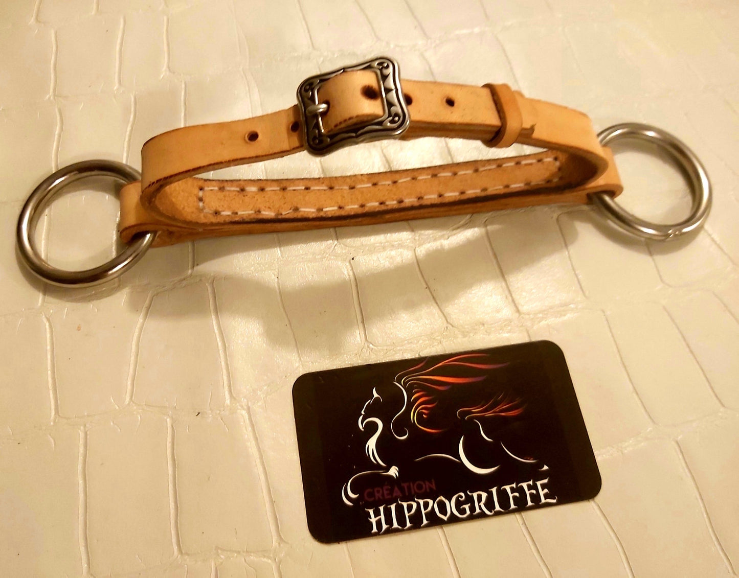 Meroth Bit / mors de cuir – Hippogriff Creation Mohair