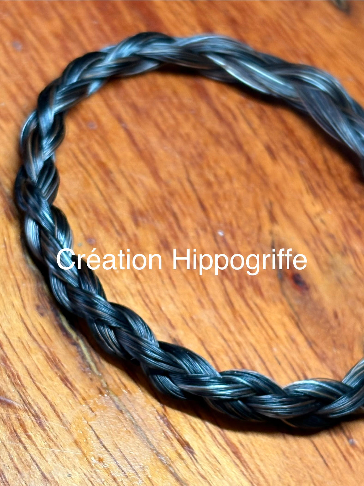 Horse hair bracelet / Bracelet tressé avec crins de votre cheval